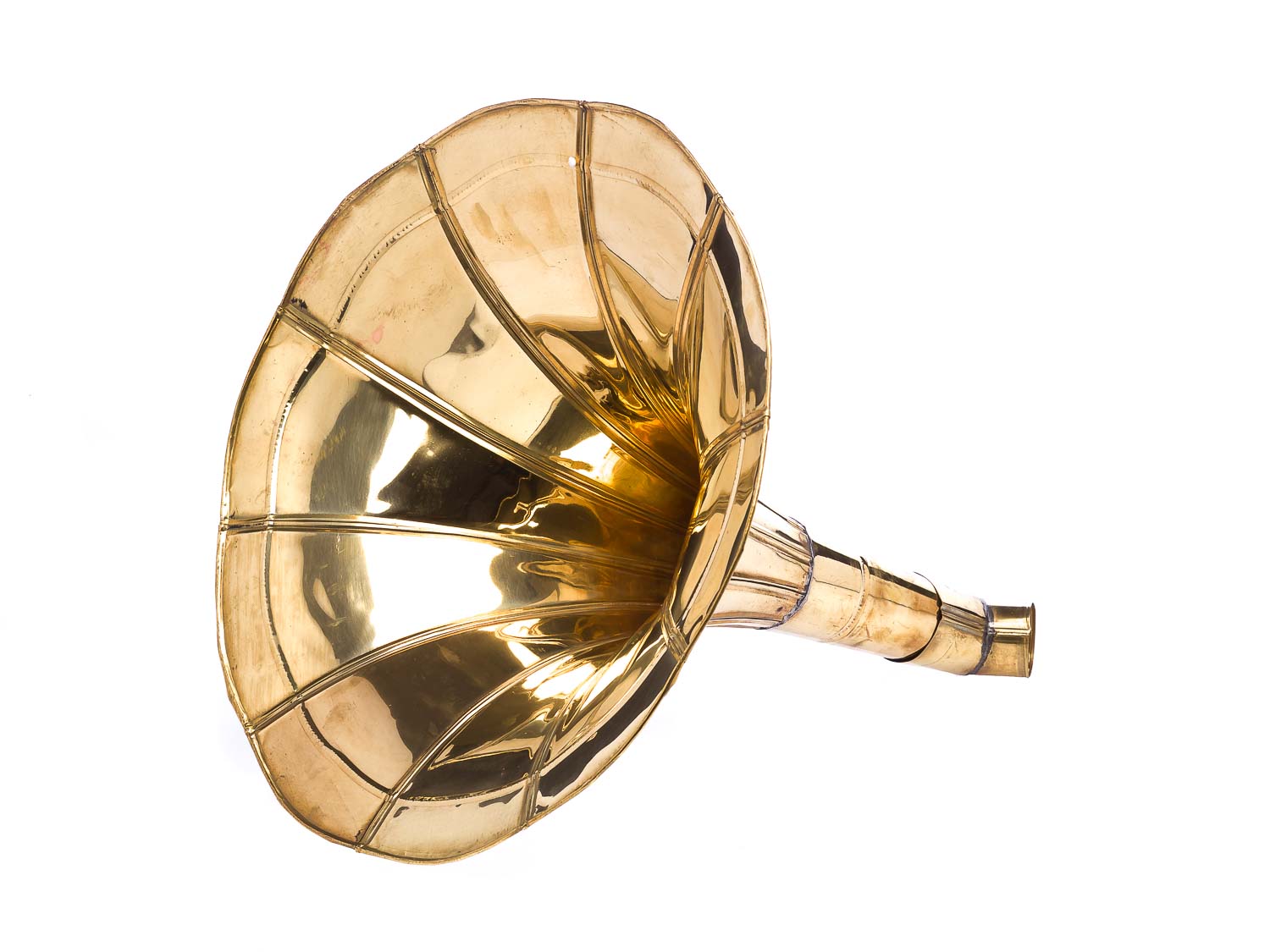 Trichter Grammophon Horn goldfarben im antik Stil gramophone