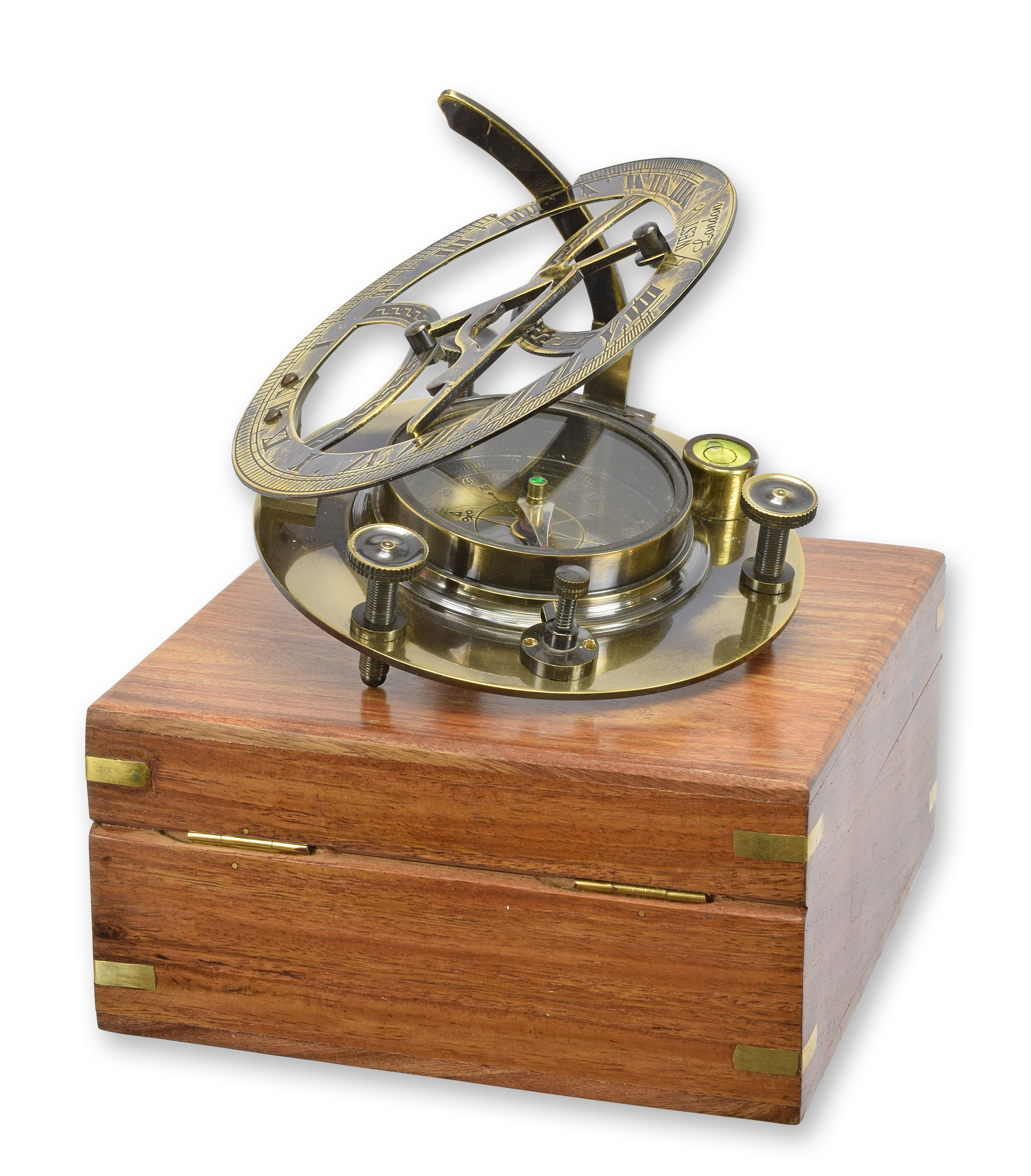 En mässingskompass i trälåda replik retro design dekoration